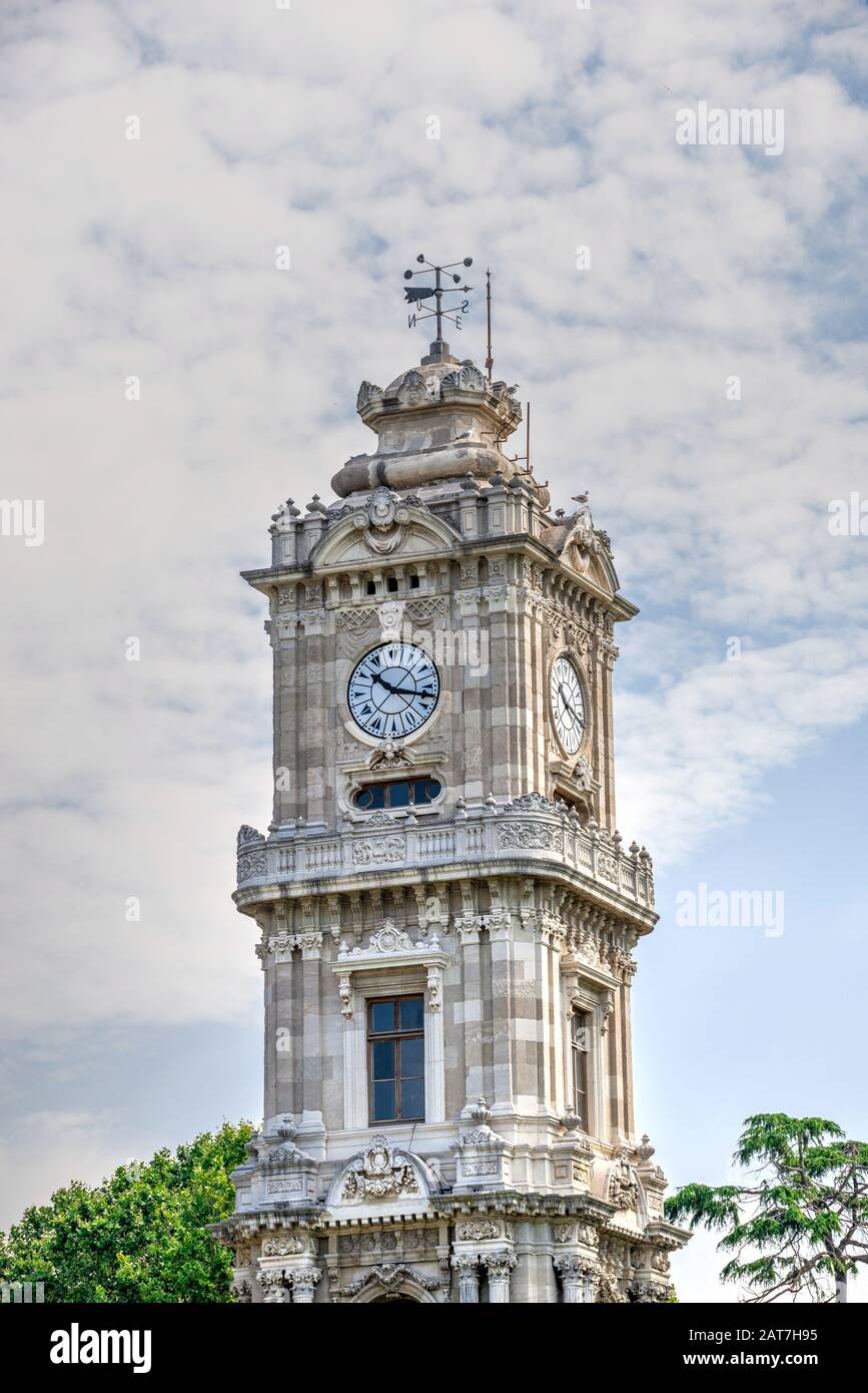 Dolmabahce clock museum hi-res stock photography and images - Alamy