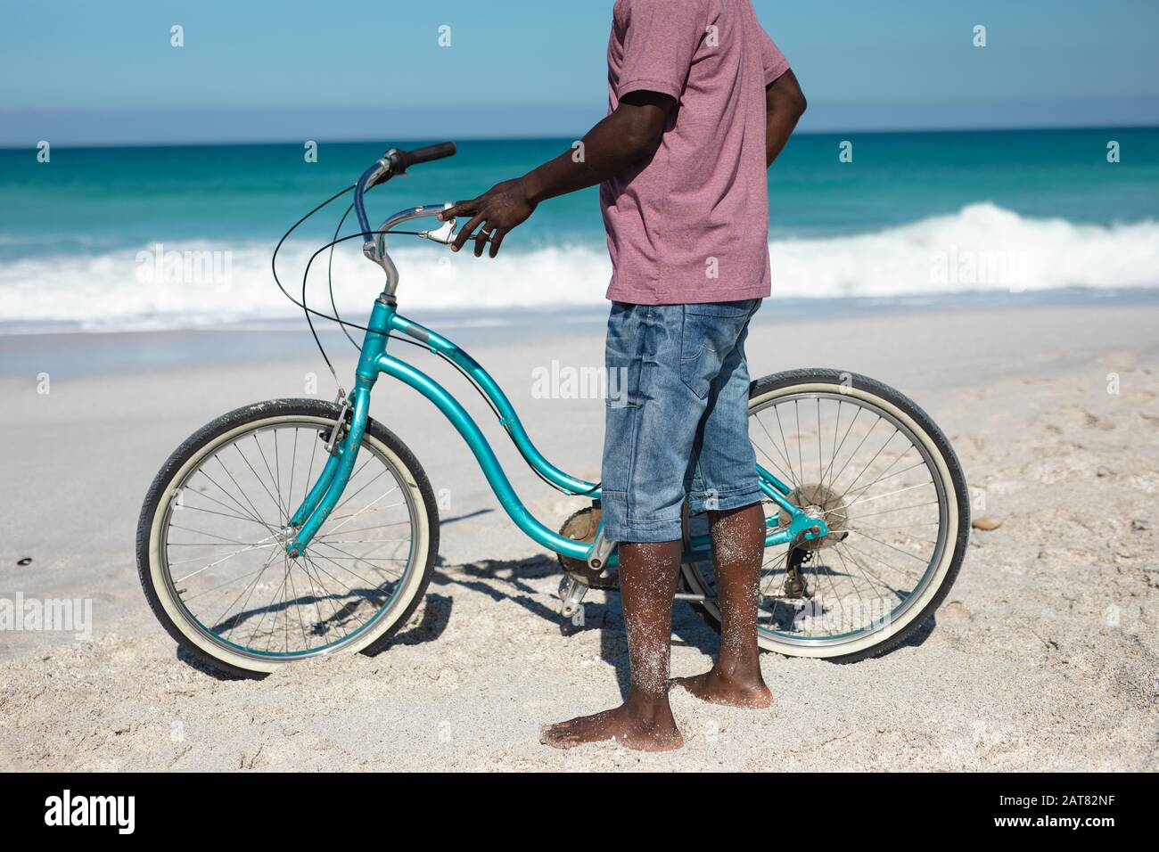 Old man wheeling bike away hi res stock photography and images Alamy
