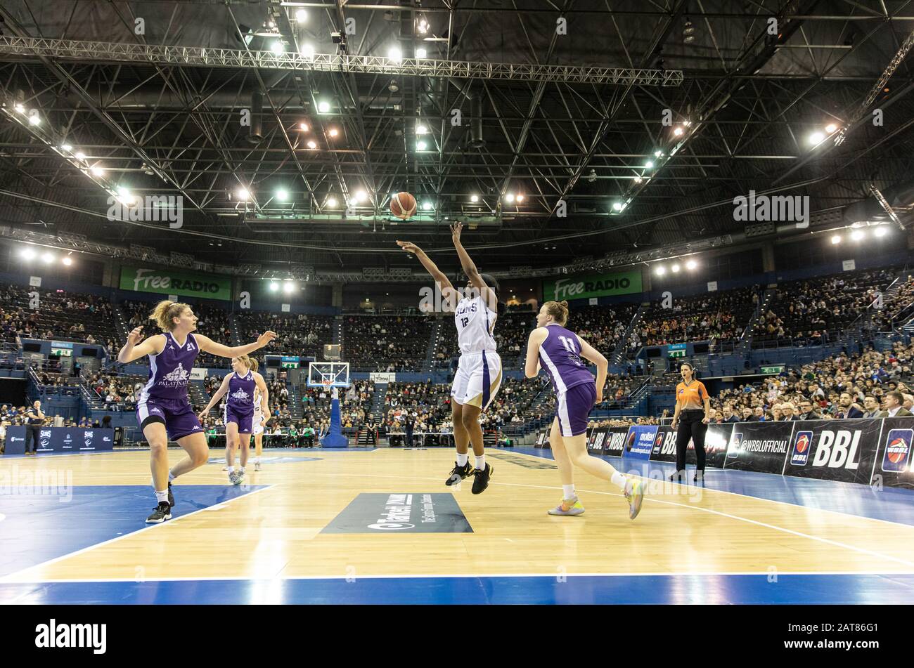 Birmingham, UK, 26 January, 2020.  Sevenoaks Suns defeat Durham Palatinates, 74-64 to win the WBBL cup at Arena Birmingham, Birmingham UK. Suns' Janice Monakana with the ball. wide shot. copyright Carol Moir. Stock Photo