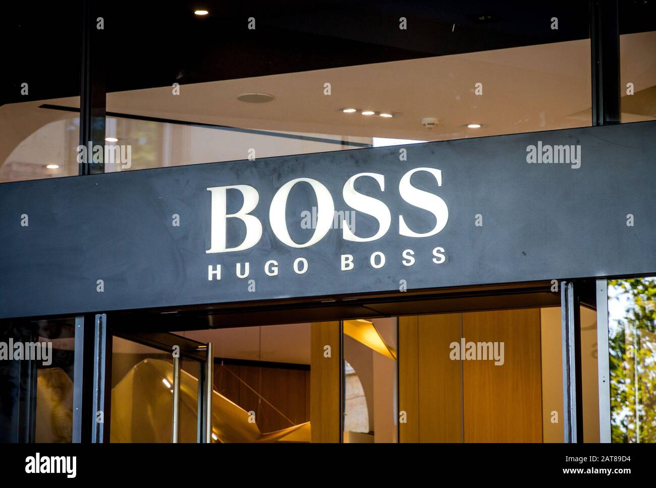 Hugo boss perfume hi-res stock photography and images - Alamy