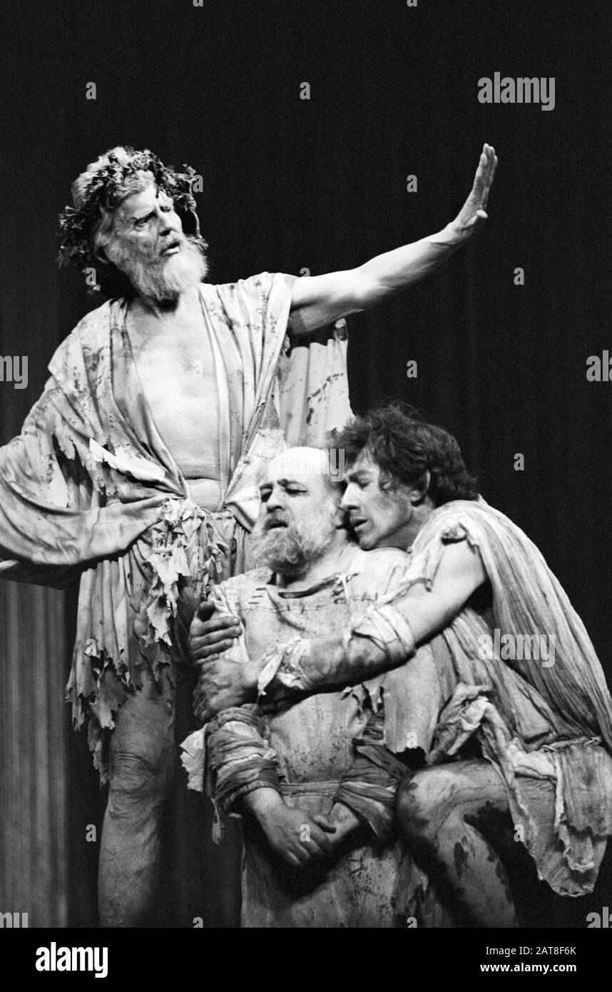 Robert Eddison (King Lear), Ronald Radd (Gloucester), Ian McKellen (Edgar) in KING LEAR by Shakespeare directed by David William for The Actors Company in 1974, touring in the UK and at the Brooklyn Academy of Music (BAM) in New York. Sir Ian Murray McKellen, born 1939, Burnley, England. English stage and film actor. Co-founder of Stonewall, gay rights activist, knighted in 1990, made a Companion of Honour 2007. Stock Photo