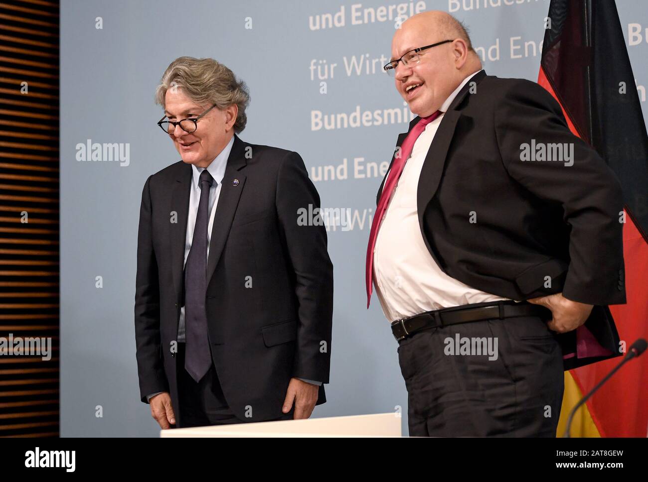 Berlin, Germany. 31st Jan, 2020. Peter Altmaier (CDU, r), Federal Minister of Economics and Technology, and EU Internal Market Commissioner Thierry Breton comment on current economic policy issues. Credit: Britta Pedersen/dpa-Zentralbild/dpa/Alamy Live News Stock Photo
