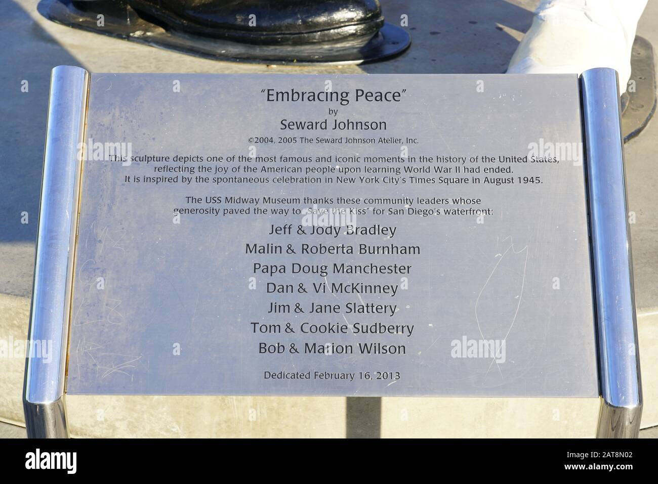 SAN DIEGO, CA 3 JAN 2020 View of the Embracing Peace sculpture of a
