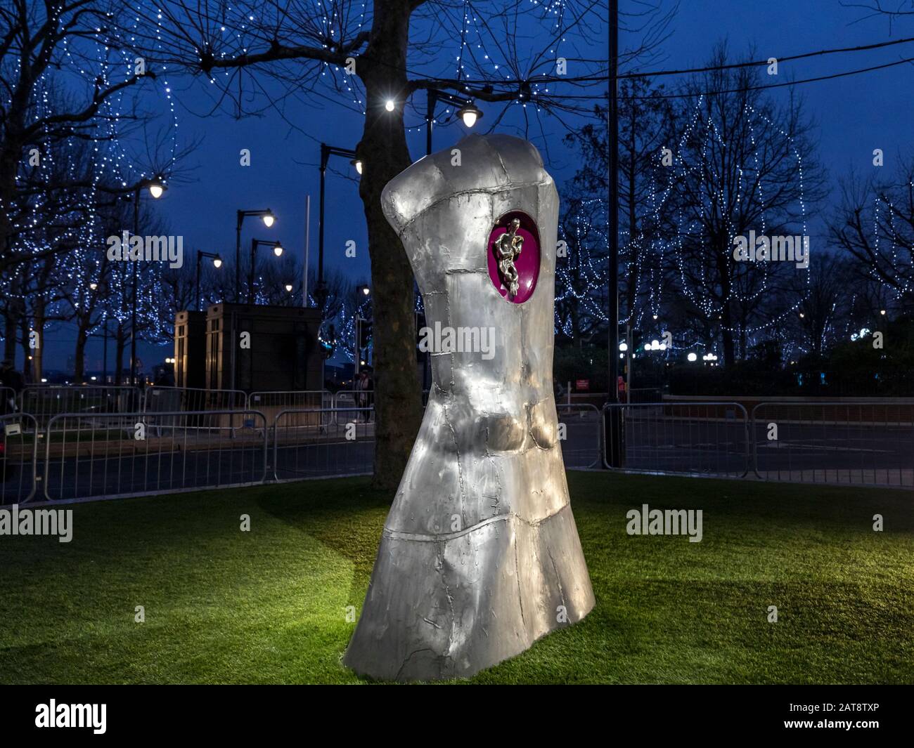 AVATAR by Robert Worley at Westferry Circus. 2020 Winter lights festival in Canary Wharf, London, England. Stock Photo