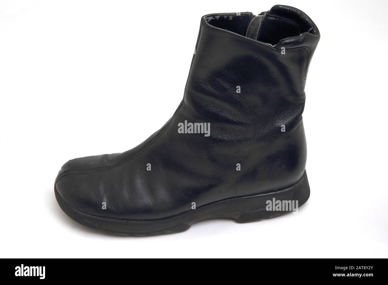 leather zip ankle boots