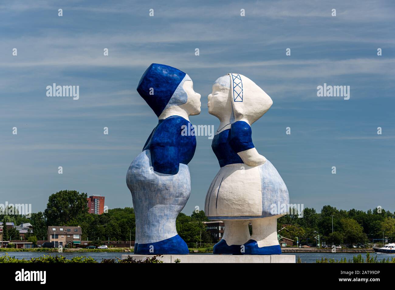 Kiss dolls hires stock photography and images Alamy