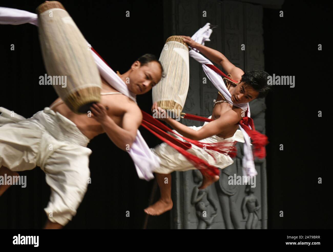 Guwahati, Assam, India. 31st Jan, 2020. Dance Artists performing Manipuri Traditional dance 'Pung Choloma' during 11th Pragjyoti International Dance Festival at Sri Madhabdev International Auditorium. Credit: David Talukdar/ZUMA Wire/Alamy Live News Stock Photo