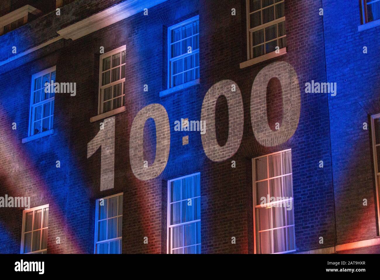 Westminster, UK. 31st Jan, 2020. The countdown clock on the wall of number ten Downing Street as
