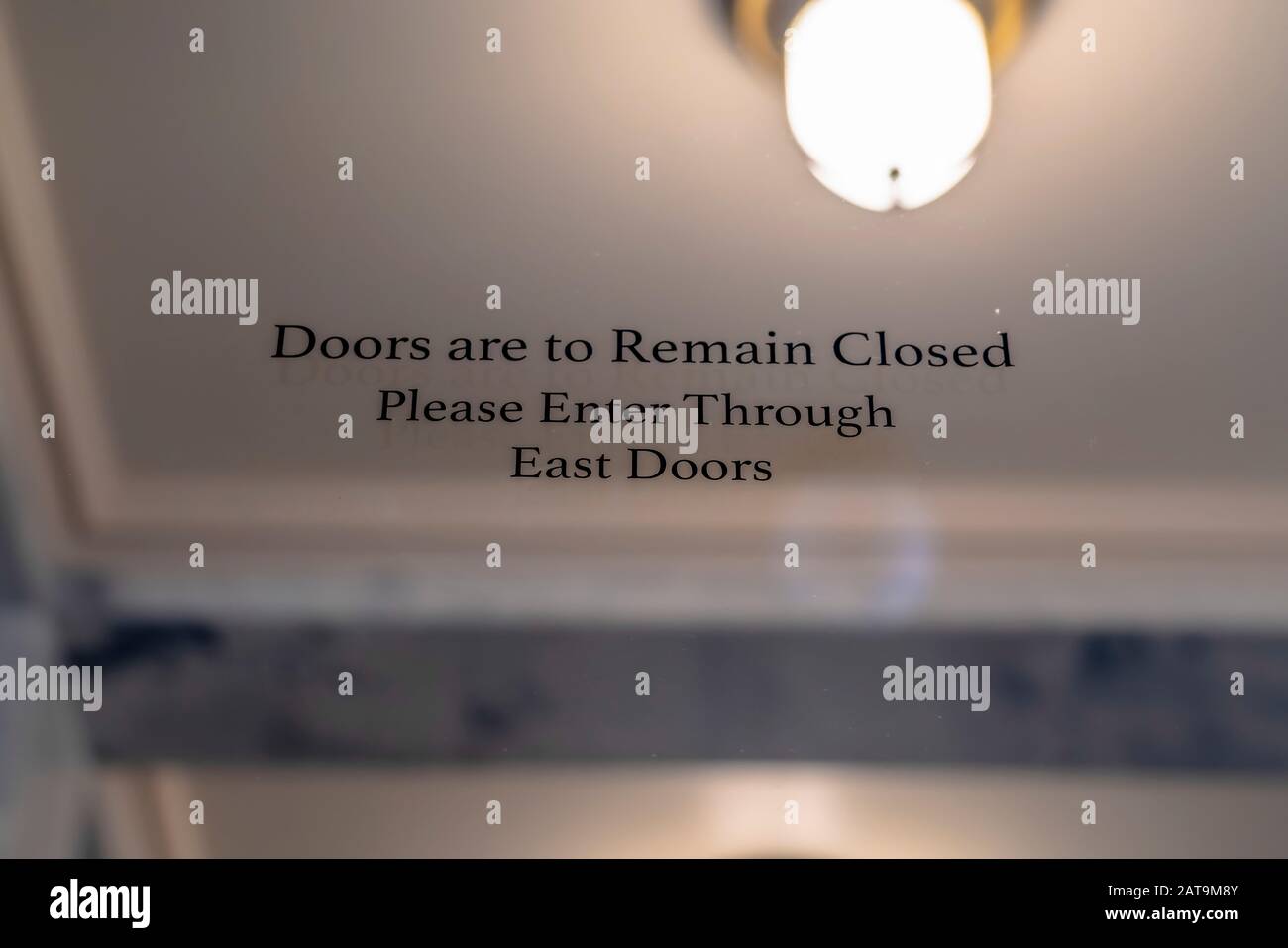 Remain Sign High Resolution Stock Photography And Images Alamy