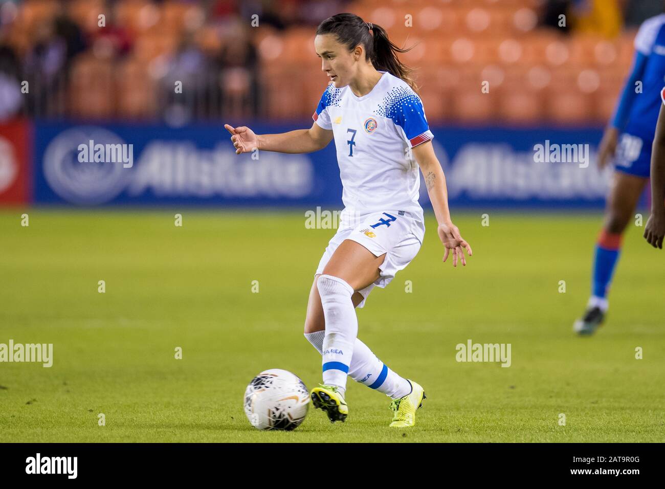 Houston, TX, USA. 31st Jan, 2020. Costa Rica forward Melissa Herrera (7) controls the ball during the 2nd half of a CONCACAF Olympic Qualifying soccer match between Haiti and Costa Rica at BBVA Stadium in Houston, TX. Costa Rica won the game 2 to 0.Trask Smith/CSM/Alamy Live News Stock Photo