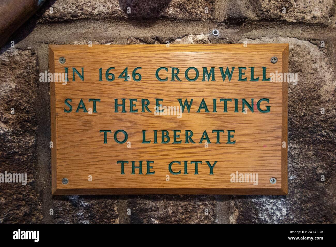 A sign commemorating Oliver Cromwell's liberation of Oxford in 1646 Stock Photo