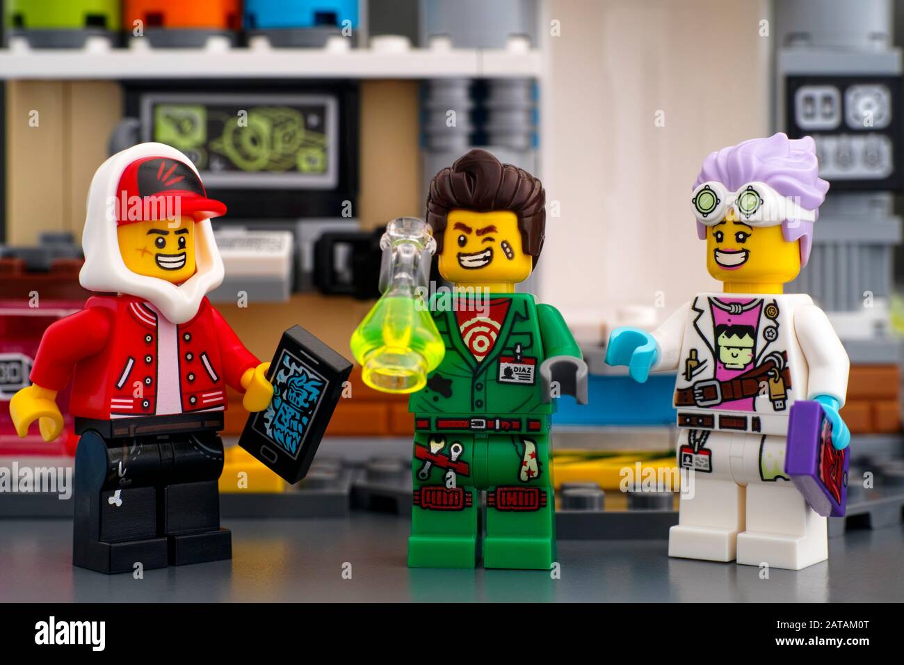 lego hidden side lab