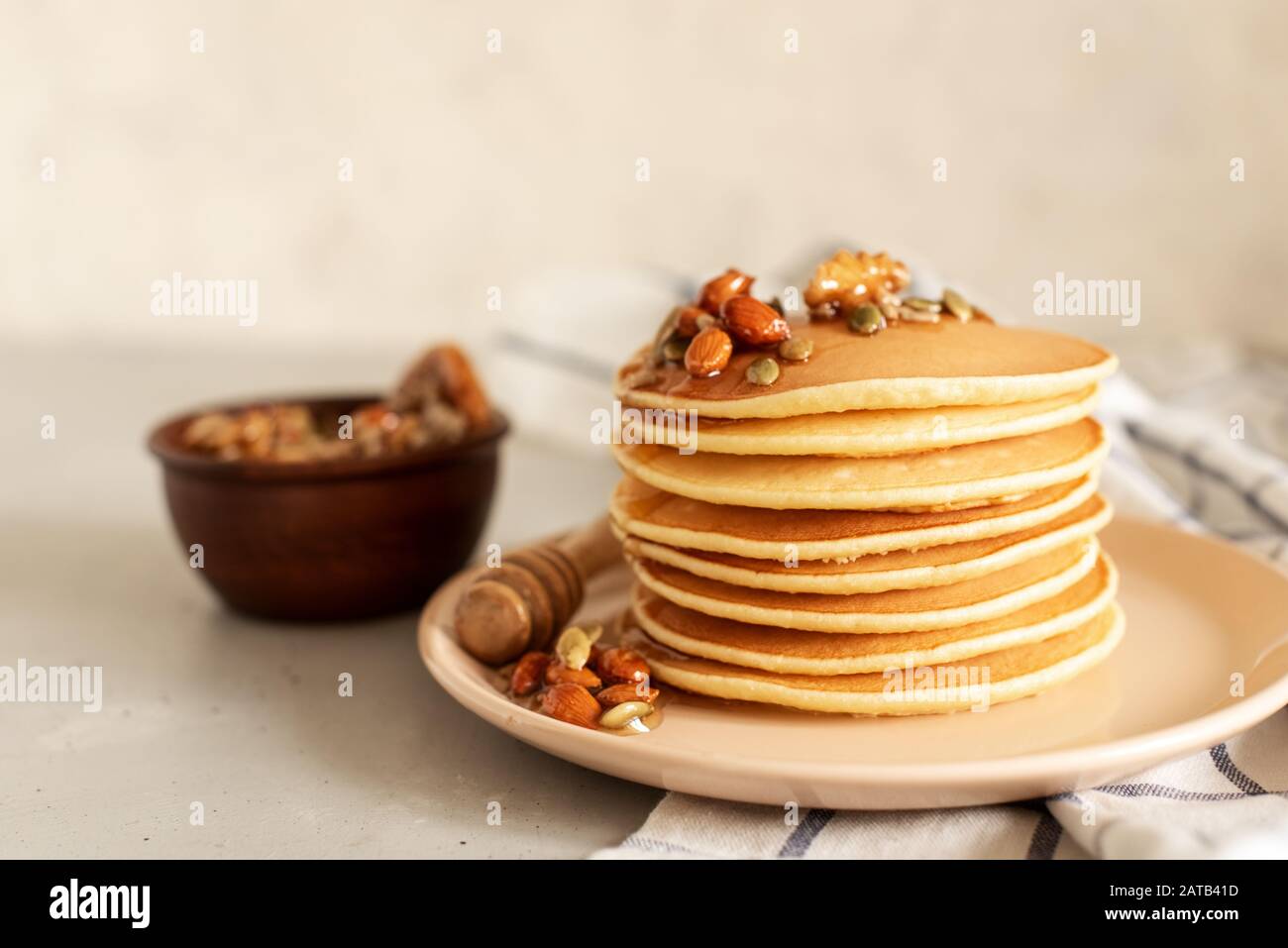 Pancakes With Nuts Almonds Honey And Pumpkin Seeds Stock Photo Alamy pancakes-with-nuts-almonds-honey-and-pumpkin-seeds-stock-photo-alamy