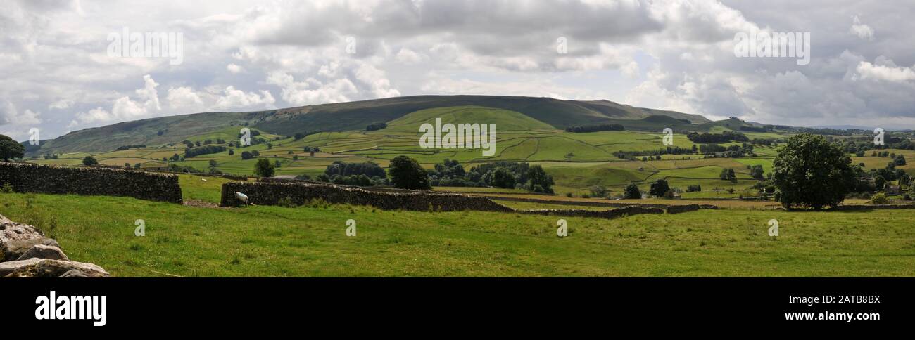 Around the UK - An image captured on the Dales Way, between Grassington & Burnsall, North Yorkshire, UK Stock Photo