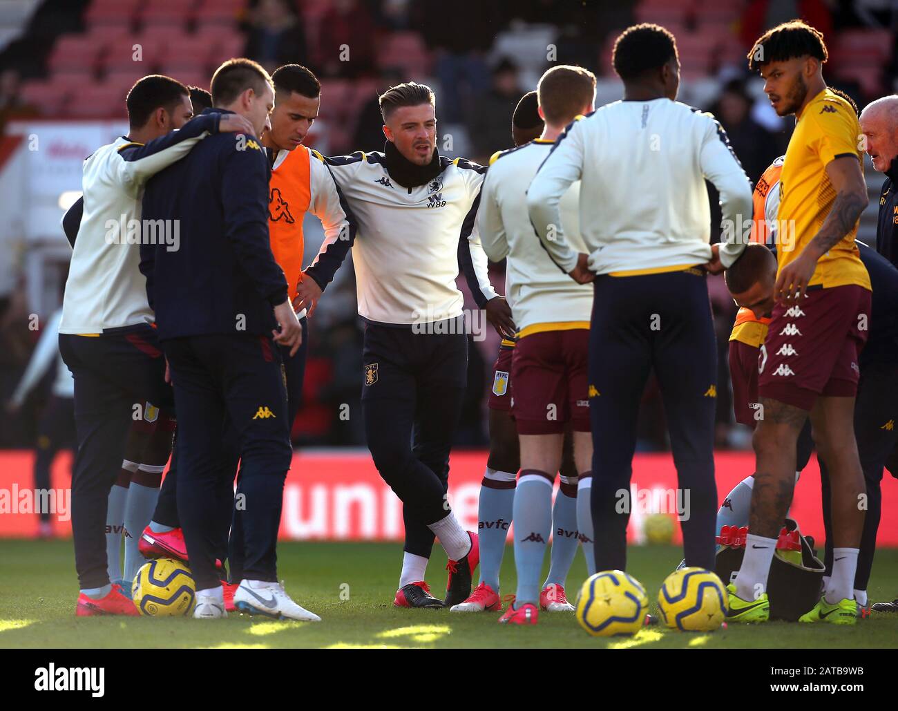 Aston Villa's Assistant Head Coach John Terry gathers the team for a talk ahead of the Premier League match at the Vitality Stadium, Bournemouth. Stock Photo
