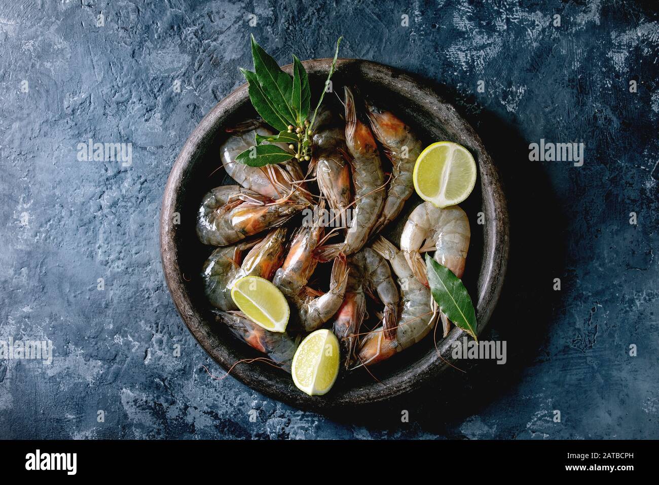Raw prawns shrimp Stock Photo Alamy