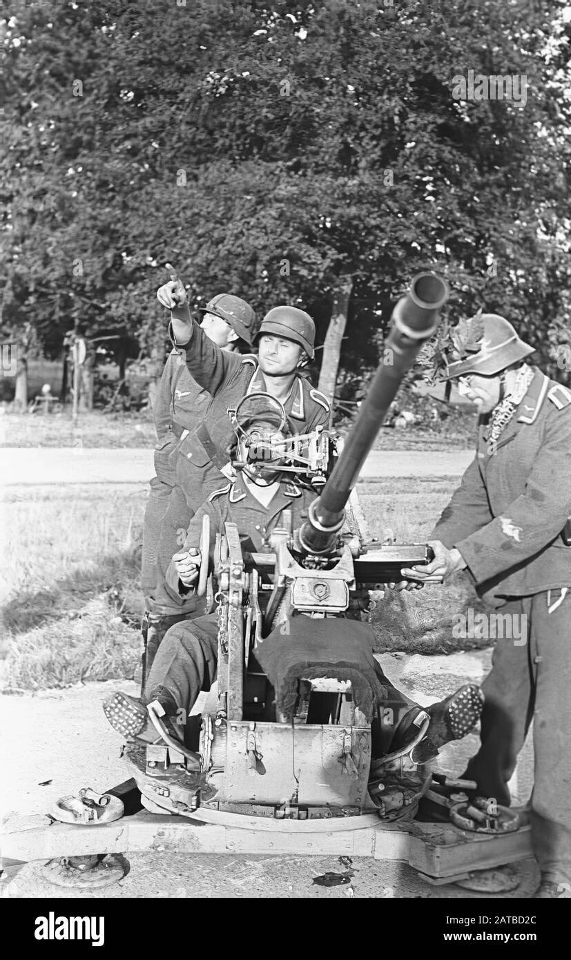 German 2 cm FlaK 30 anti-aircraft gun during the Allied Operation Market Garden attack, Arnhem, Netherlands, Sep 1944, photo 2 of 6 Stock Photo