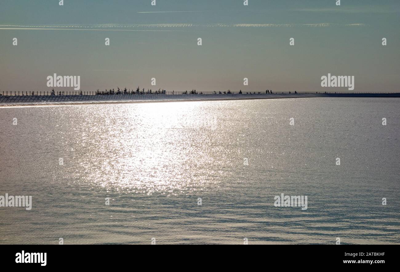 Horizon stones hi-res stock photography and images - Alamy