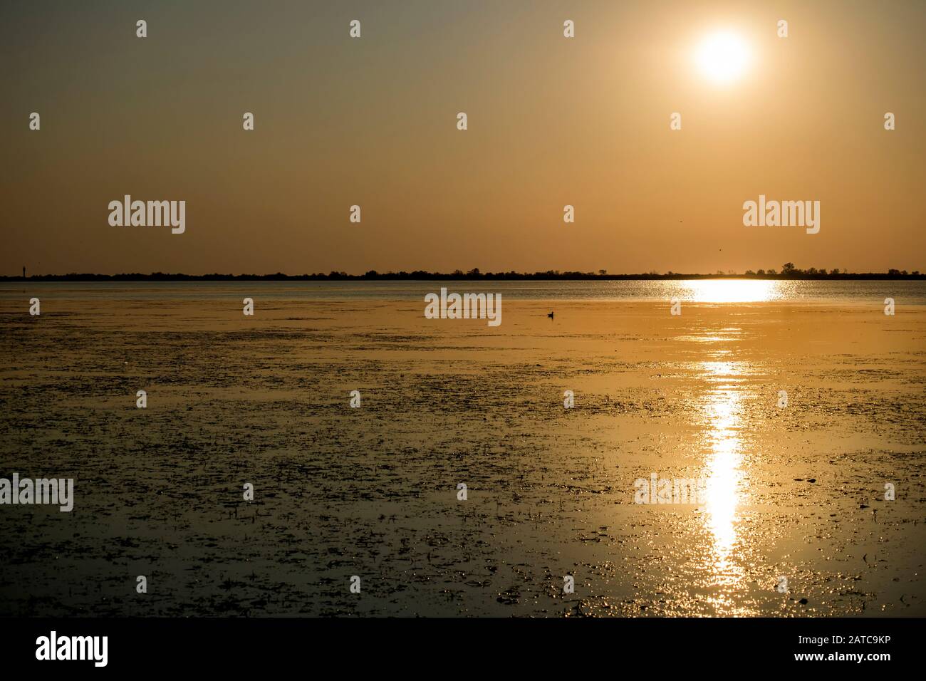 Sunrise over the lake (Ukraine, Tuzlovski Lagoons National Park, Maliy Sasik Lake) Stock Photo