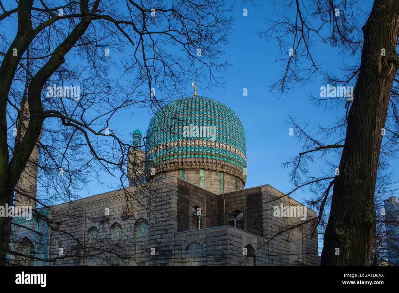 St Petersburg Mosque High Resolution Stock Photography and Images - Alamy