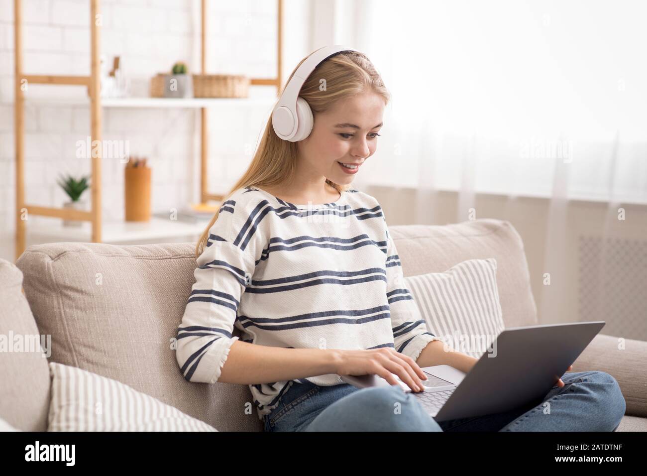 Using wireless headphones with laptop new arrivals