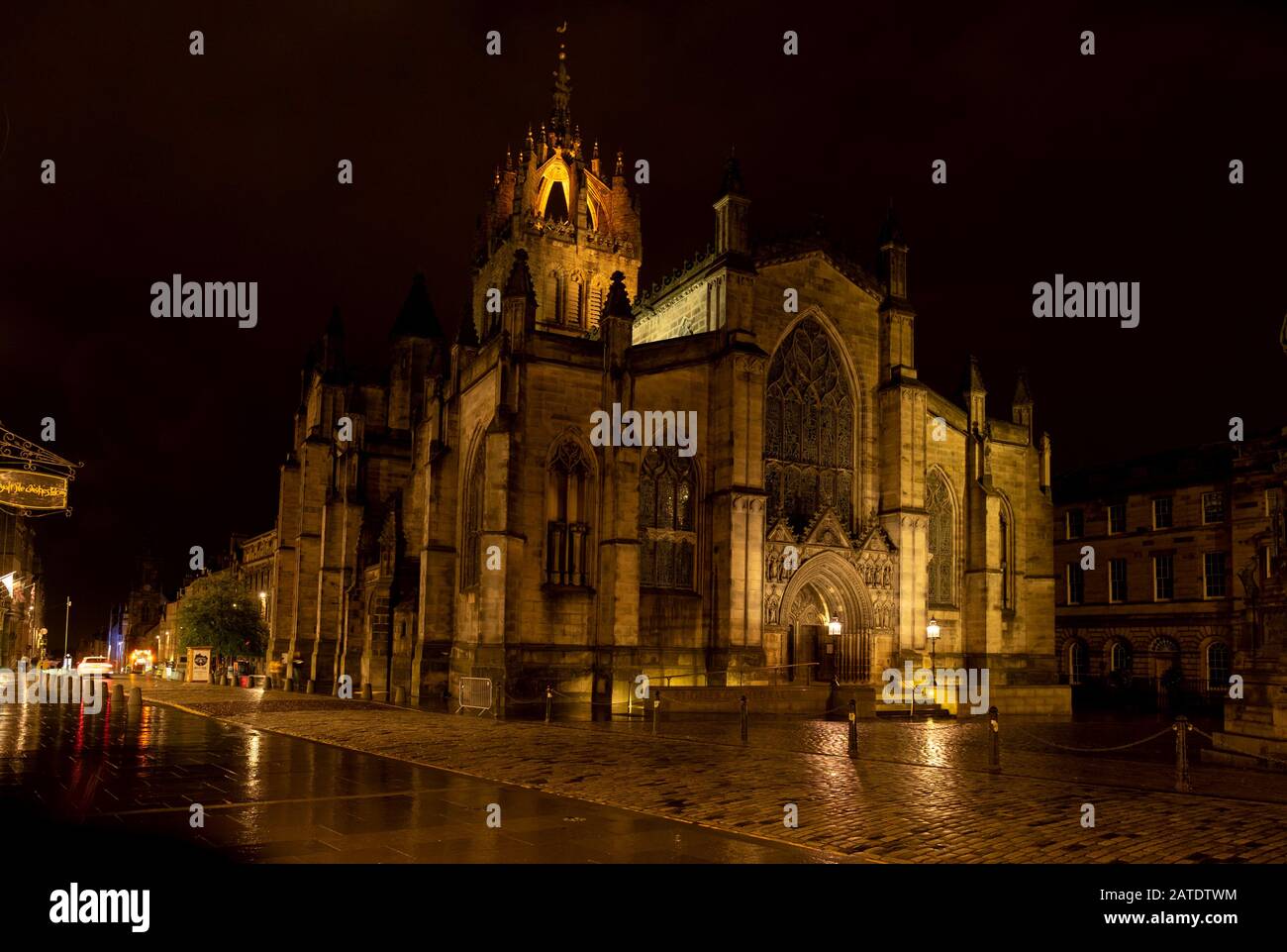 West facade of Saint Giles Cathedral at night, in the Old Town, Edinburgh, Scotland Stock Photo