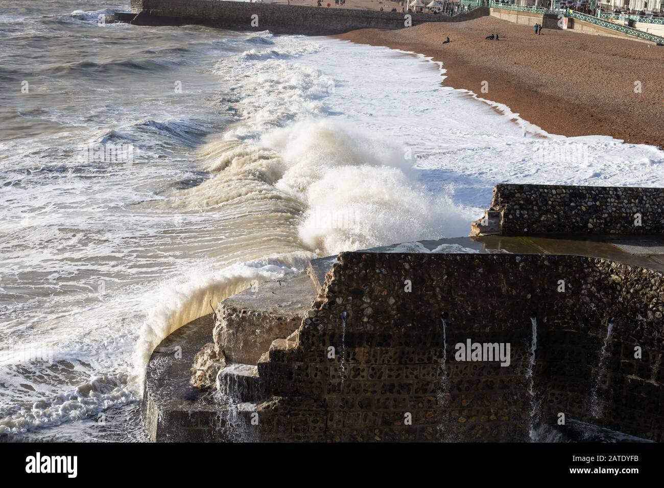 Waves crashing against a seawall hi-res stock photography and images ...