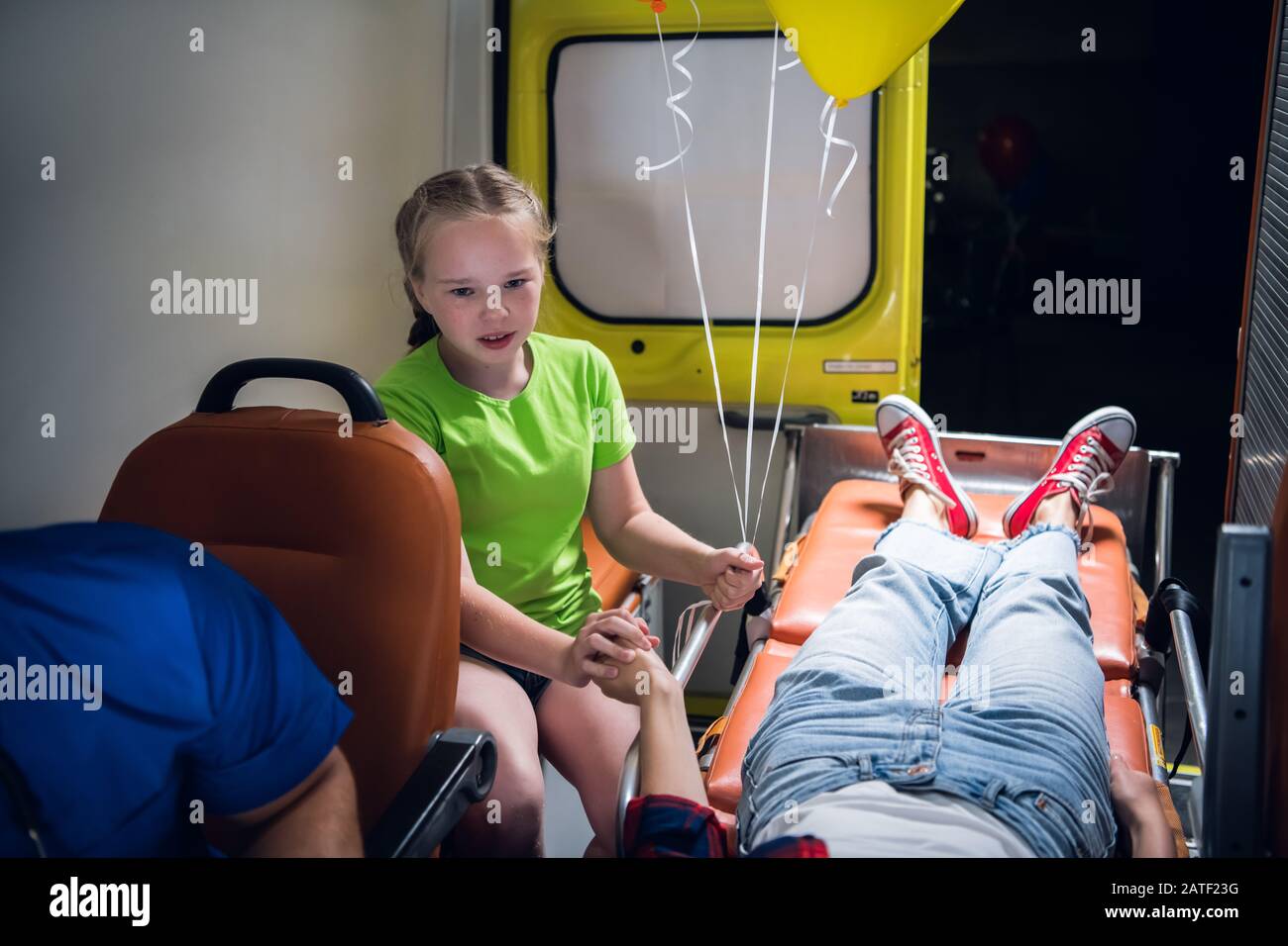 Girl on stretcher hi-res stock photography and images - Alamy