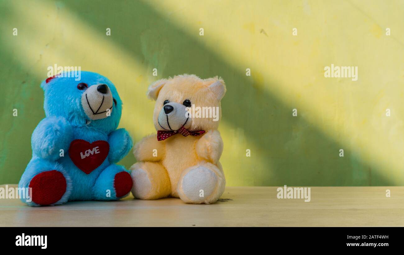 Cute loving teddy bear for teddy day and valentine's day Stock Photo - Alamy