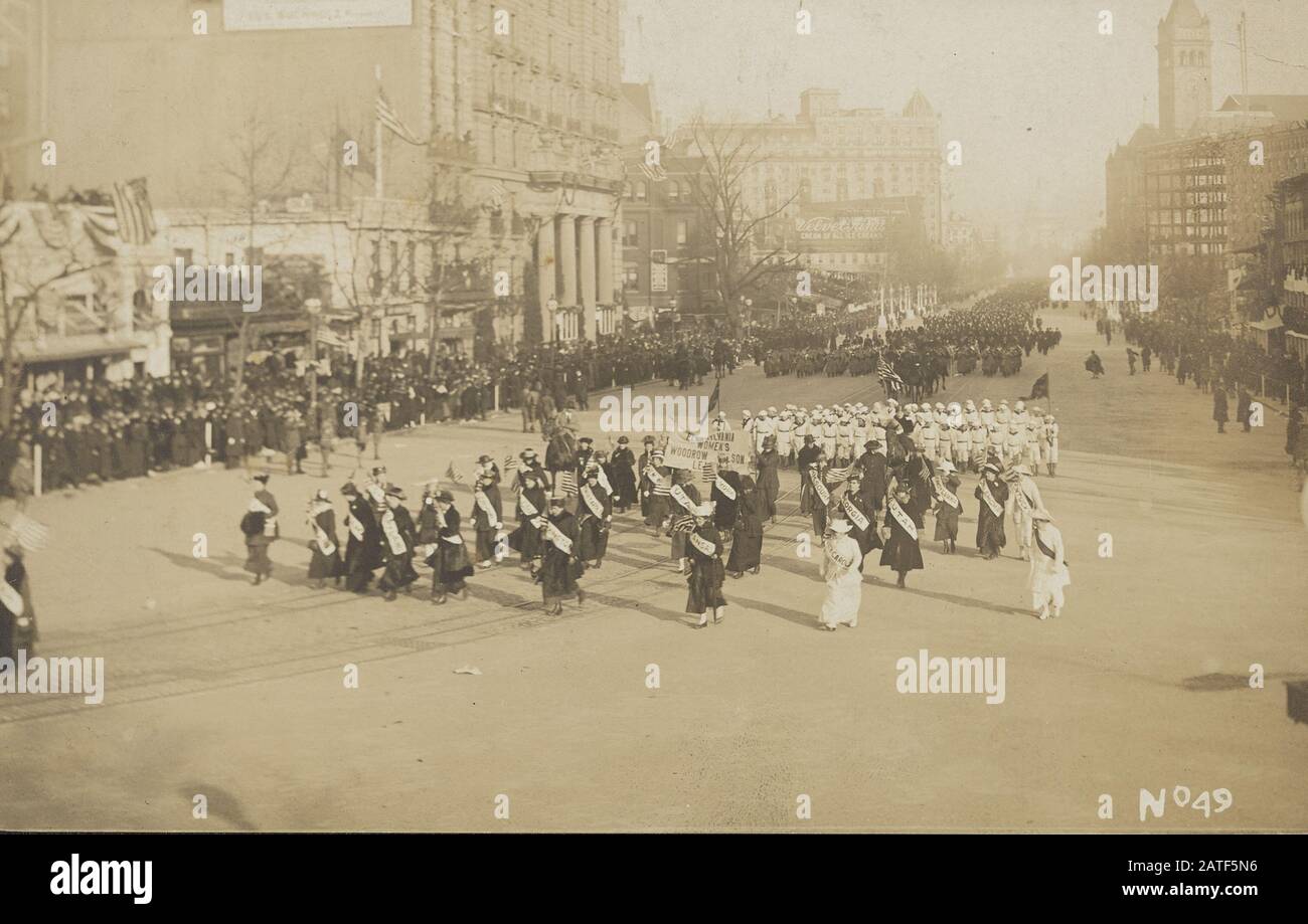 Woodrow Wilson Inaugural parade.  Washington DC 1917 - Women's suffrage in the United States 1840' 1920' Stock Photo