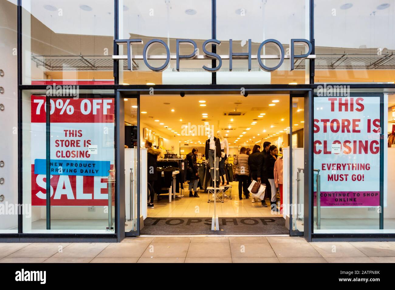 Windsor, UK - February 2 2020: The Topshop store in Windsor is having a  closing down sale as the store is to close Stock Photo - Alamy