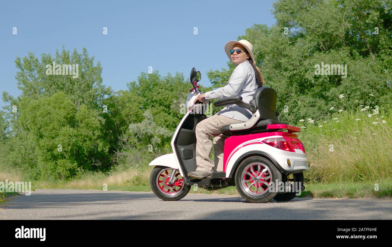 SHOPRIDER Tricycle Electric Scooter Madeira