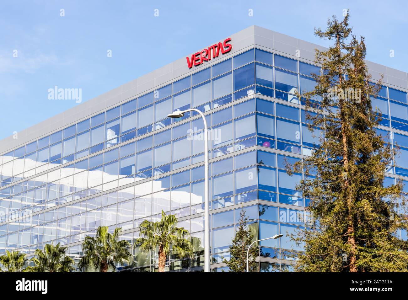Jan 30, 2020 Santa Clara / CA / USA - Veritas headquarters in Silicon Valley; Veritas Technologies LLC is an American international data management co Stock Photo