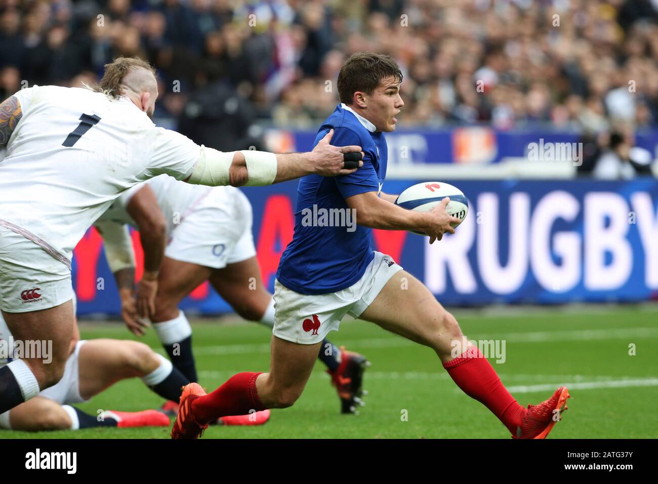 Stade de France, Paris. 2nd Feb, 2020. France, 6-Nations International rugby union, France versus England; Antoine Dupont (France) slips the tackle from Joe Marler of England Credit: Action Plus Sports/Alamy Live News Stock Photo