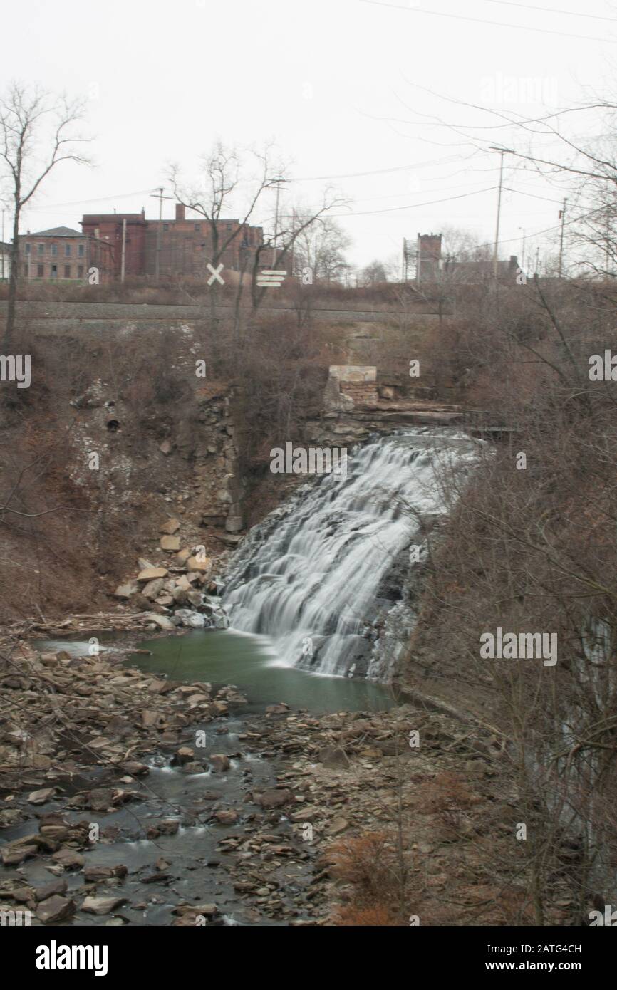 Mill Creek Falls, Cleveland, Ohio Stock Photo Alamy