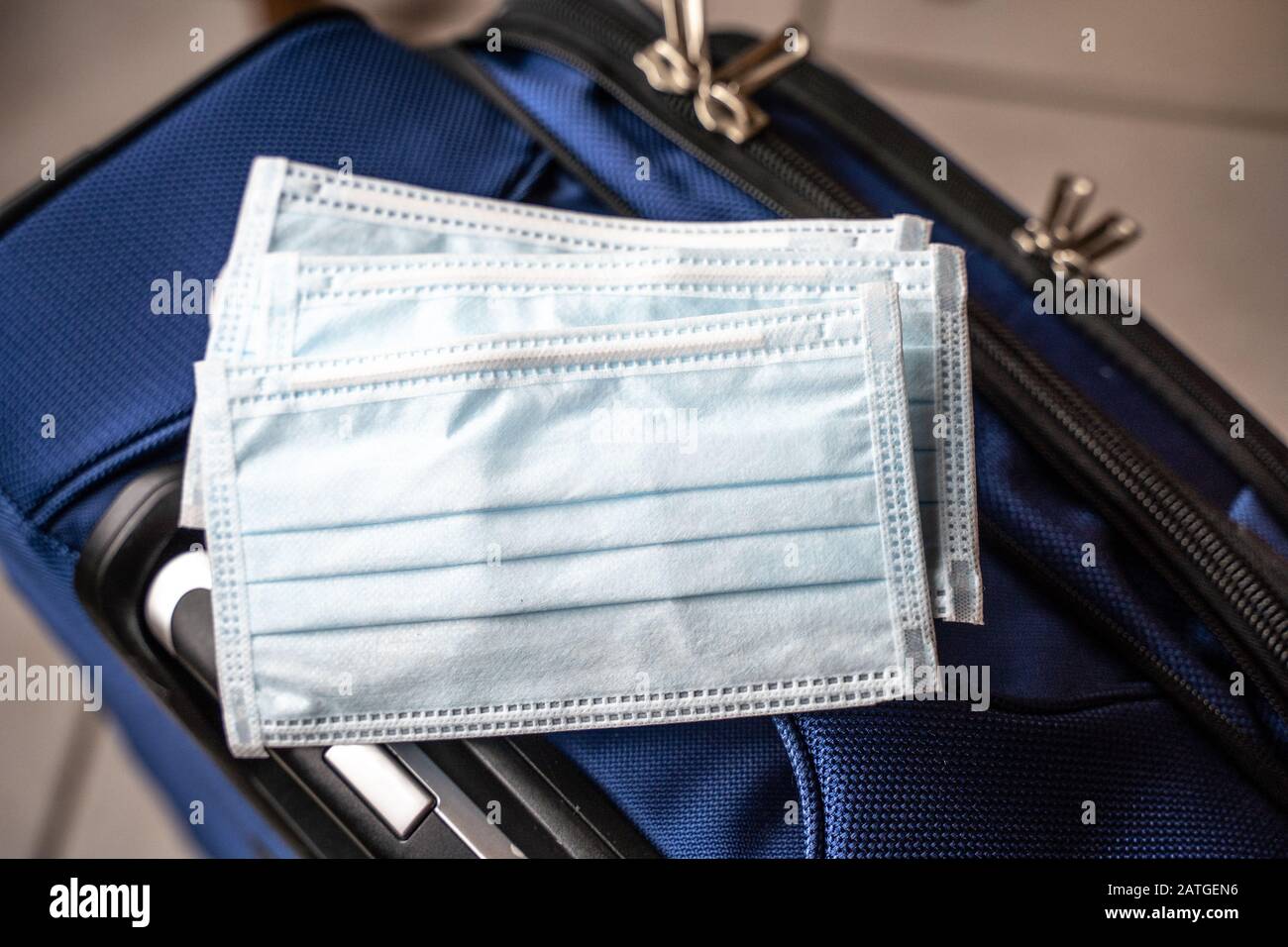 Protective face masks travel hi-res stock photography and images - Alamy