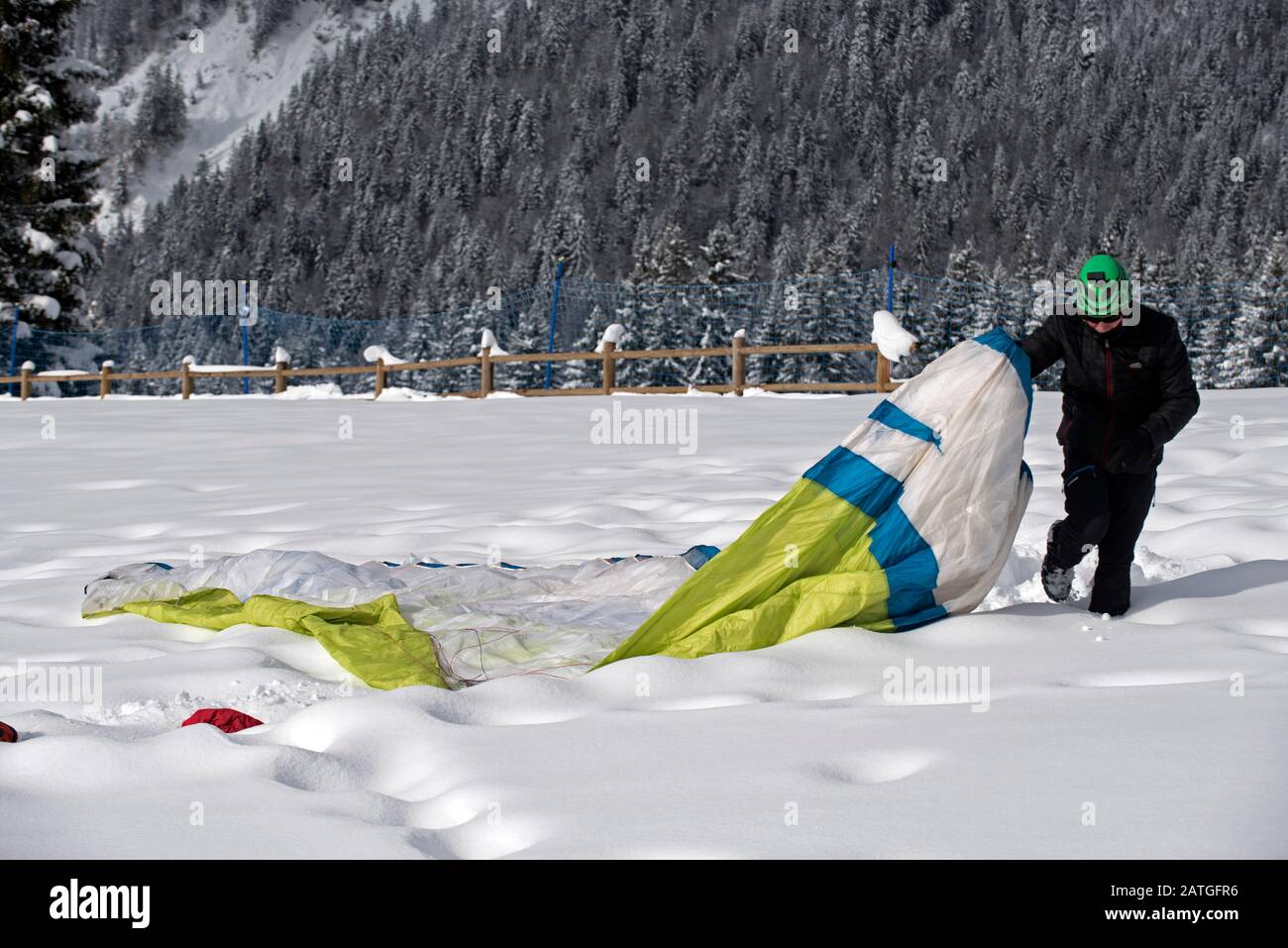 France, Haute-Savoie (74), Alps, mountains and snow; paraglider Stock Photo
