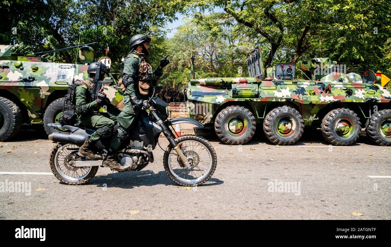 Sl Army Sf Riders Sri Lanka. 01st Feb, 2020. Sri Lankan Special Force combat riders are ...