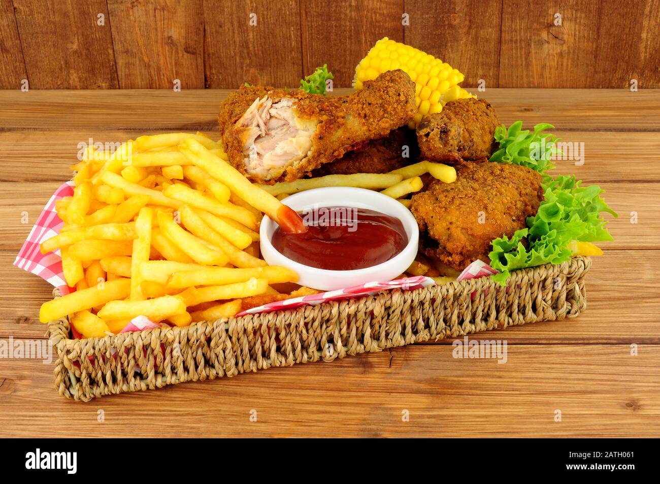 Chicken and chips in a basket hi-res stock photography and images - Alamy