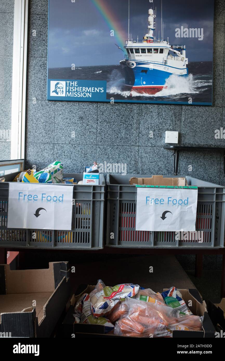Food bank uk 2020 hi-res stock photography and images - Alamy