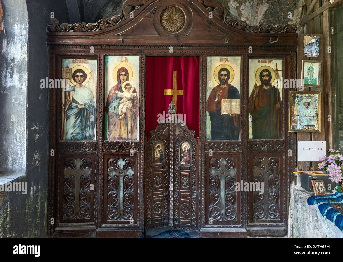 Iconostasis at chapel at Cherepish Monastery, Bulgaria Stock Photo