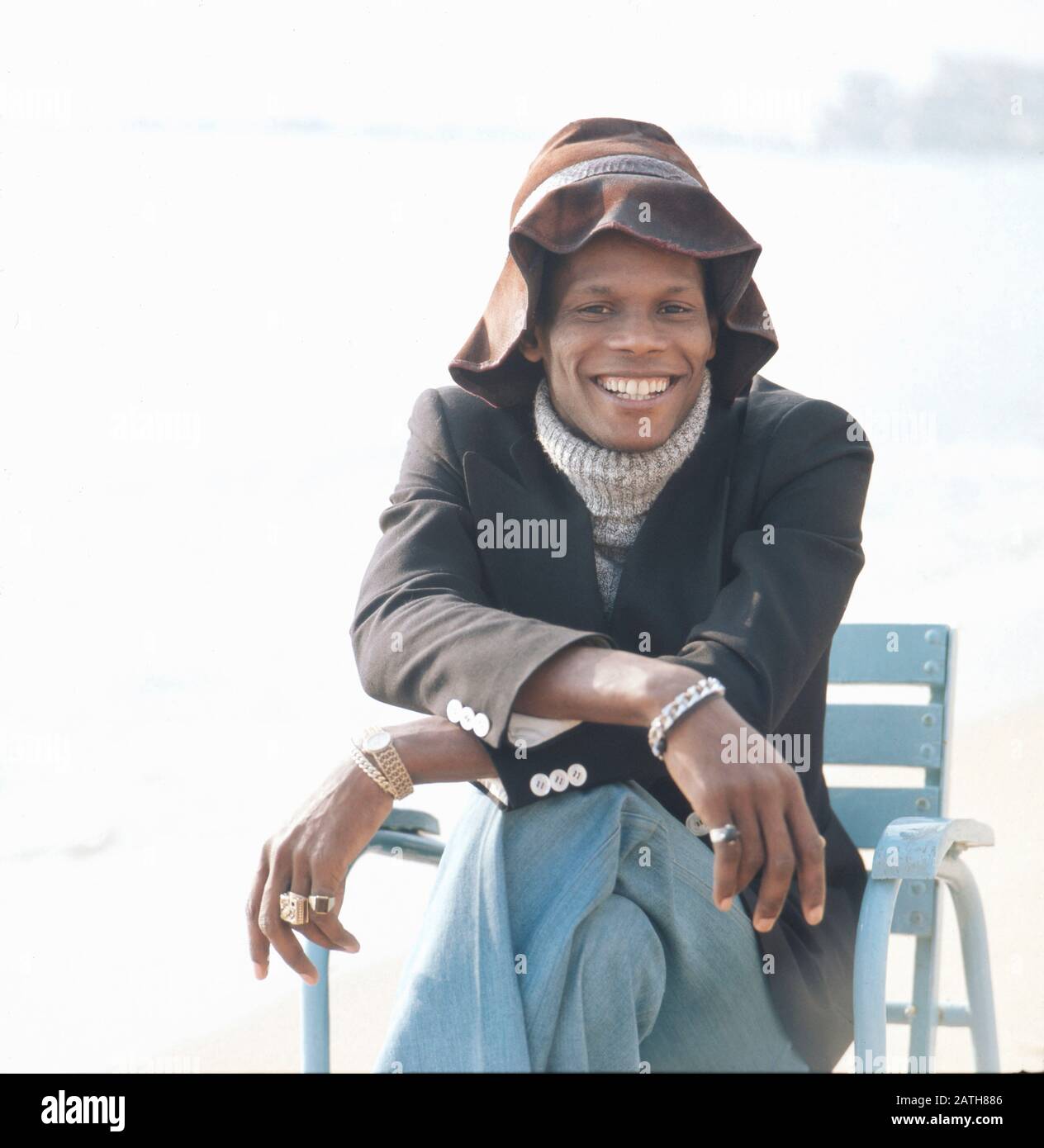 Victor scott hi-res stock photography and images - Alamy