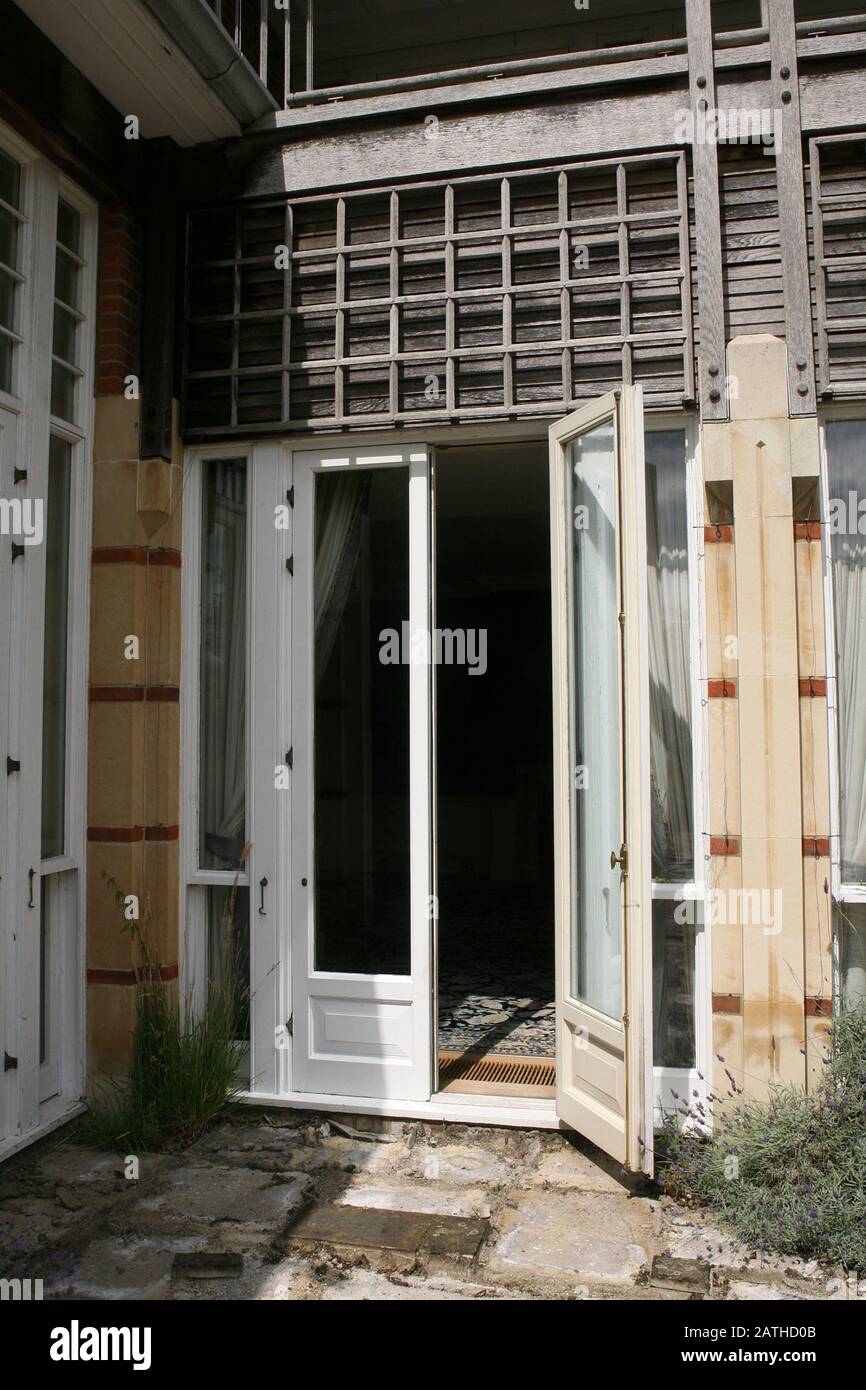 Sunninghill park ferguson hires stock photography and images Alamy