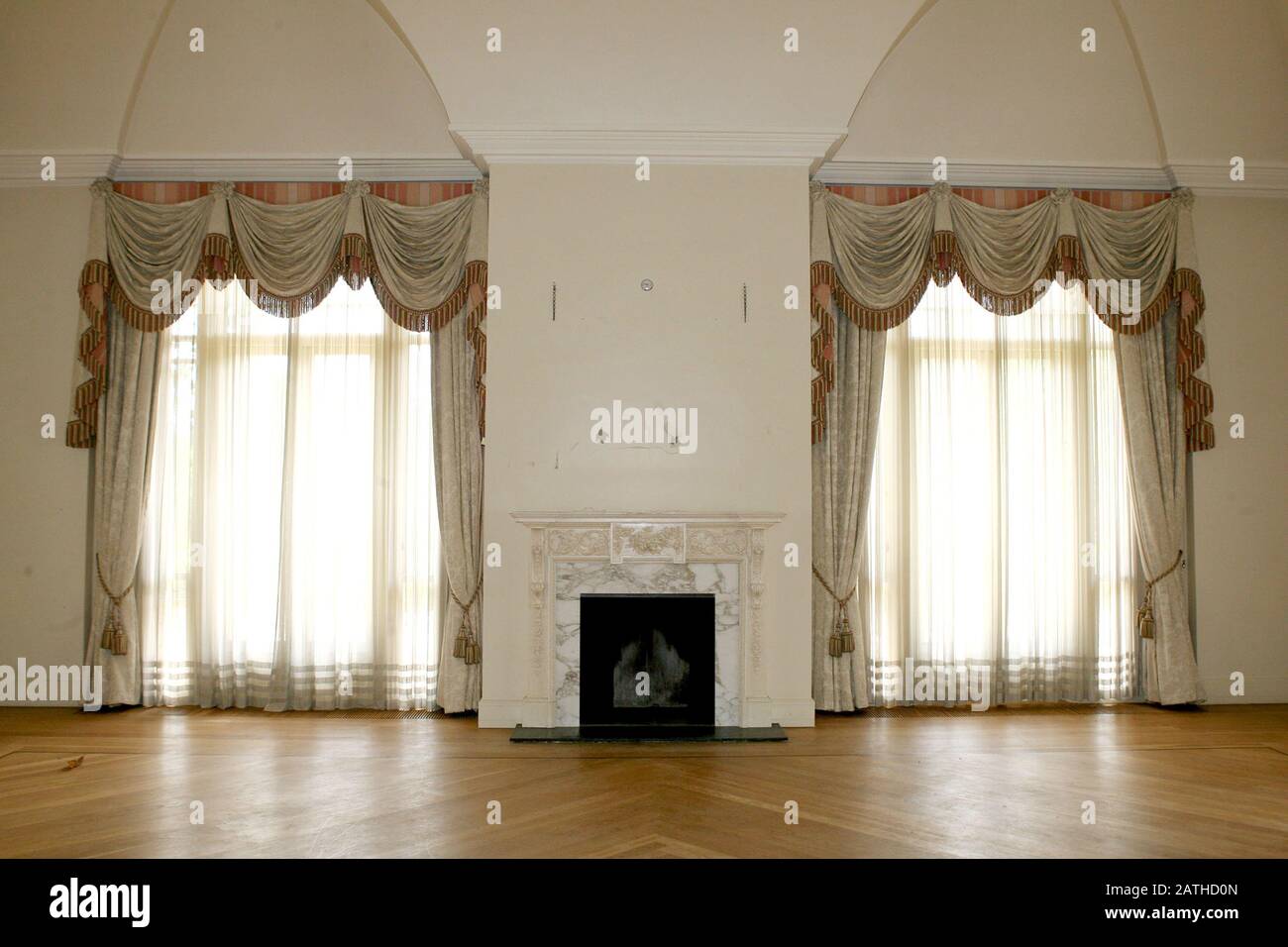 Sunninghill park ferguson hires stock photography and images Alamy