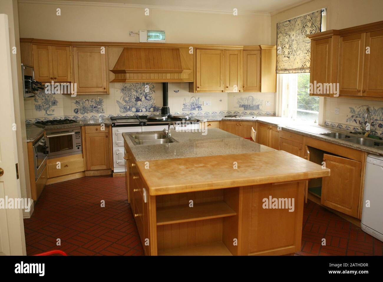 Sarah andrew sunninghill hires stock photography and images Alamy