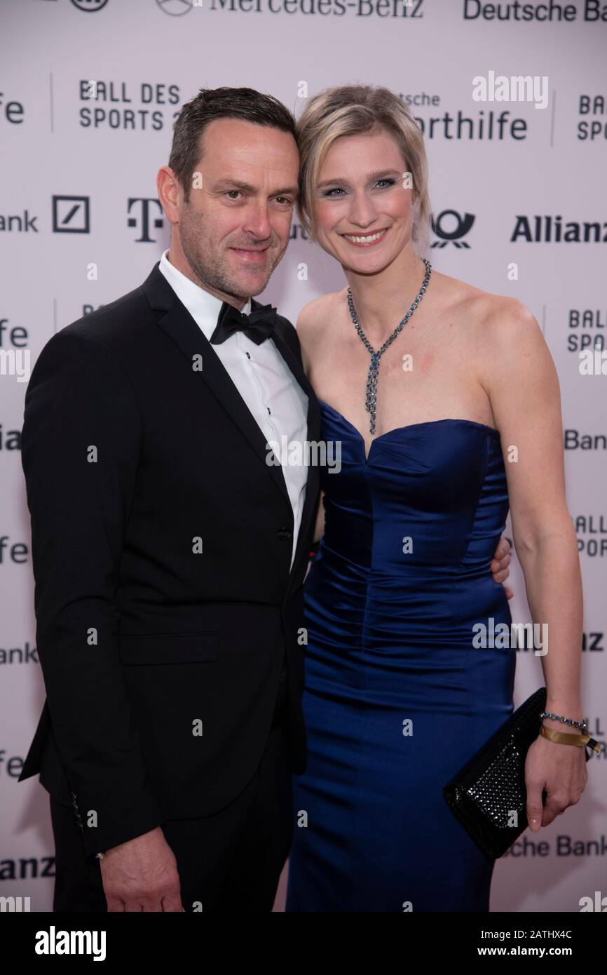 Wiesbaden, Deutschland. 01st Feb, 2020. Britta HEIDEMANN, former fencer,  with friend Matthias DOLDERER, aerobatics, red carpet, Red Carpet Show, Ball  des Sports on 02/01/2020 in Wiesbaden Â | usage worldwide Credit: dpa/Alamy