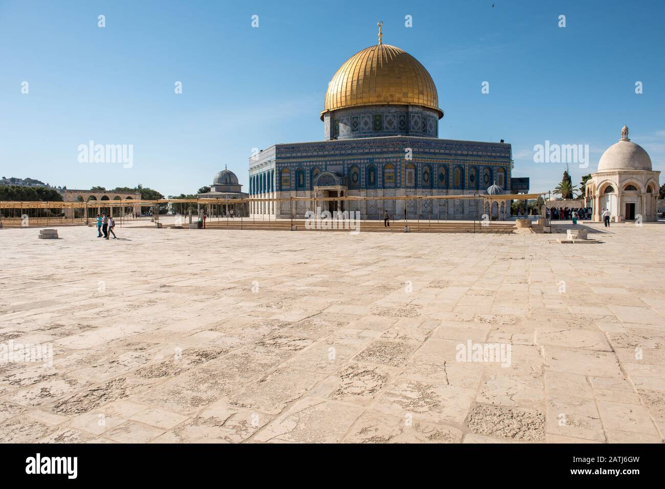 JERUSALEM, ISRAEL - MAY 16, 2018: Non muslim tourists visiting the Dome of the Rock Islamic Shrine on the Temple Mount in the Old city of Jerusalem, P Stock Photo
