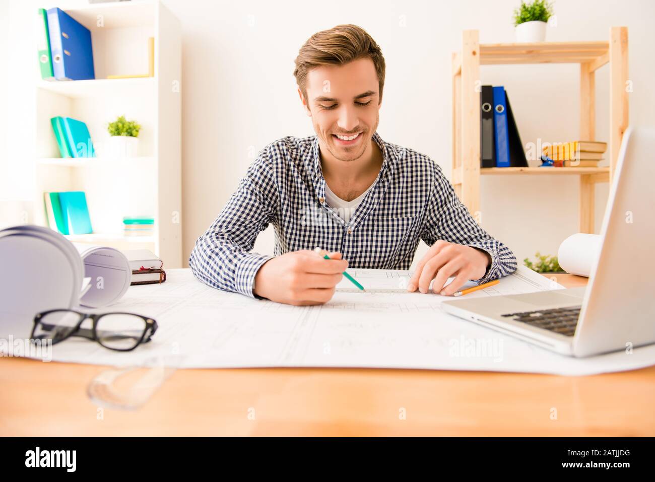 Handsome cheerful computer engineer hi-res stock photography and images ...