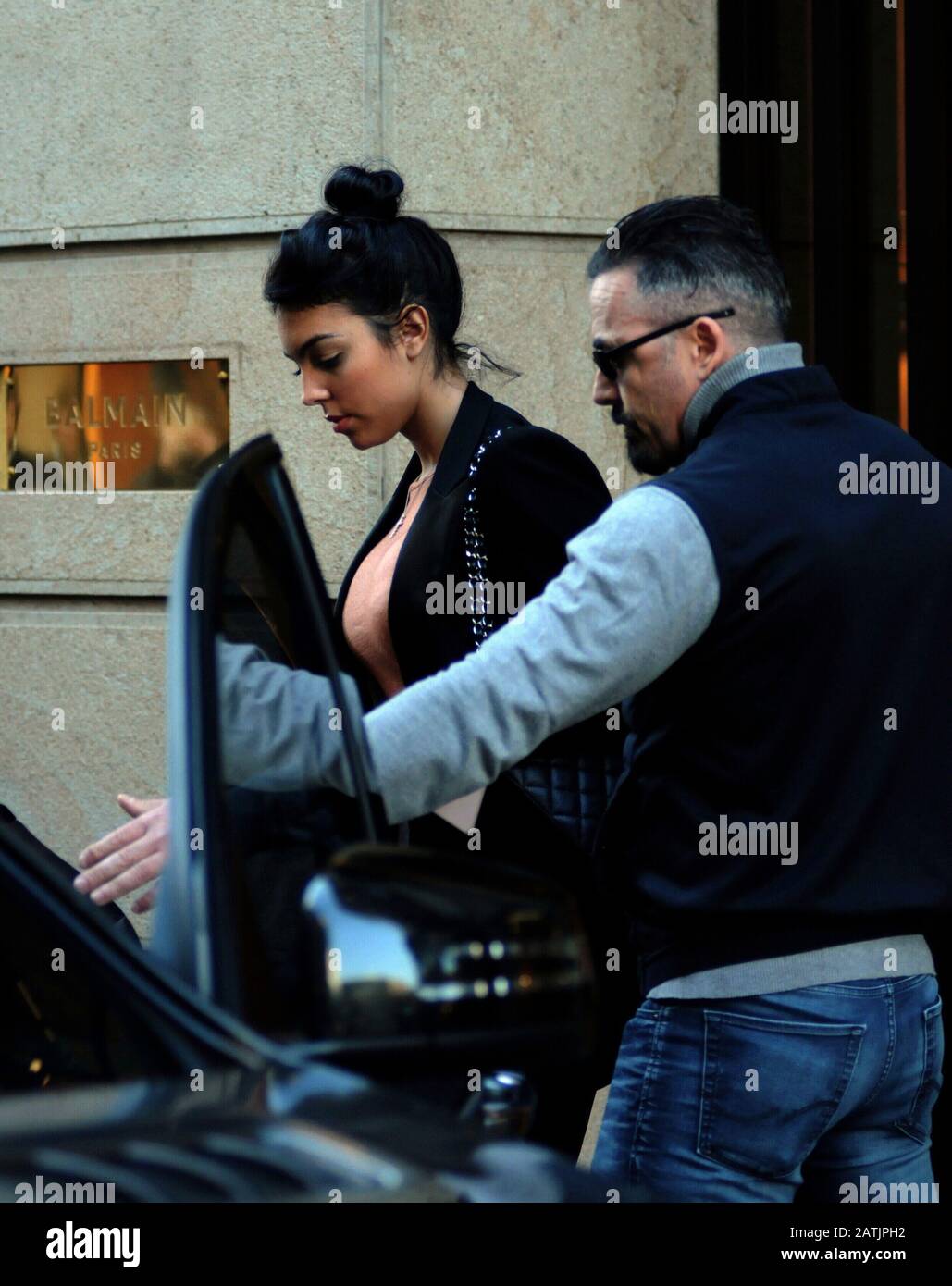 Milan, Georgina Rodriguez and son shopping in the center with bodyguard  Georgina Rodriguez, fiancé of Cristiano Ronaldo, who will be a guest at  SANREMO for an amount approaching 150,000 EURO, arrives in