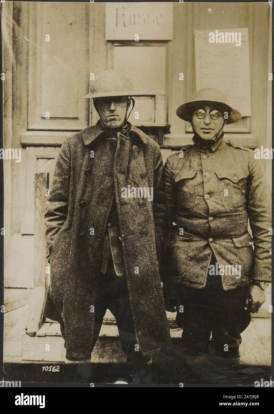 American soldiers in france hi-res stock photography and images - Alamy
